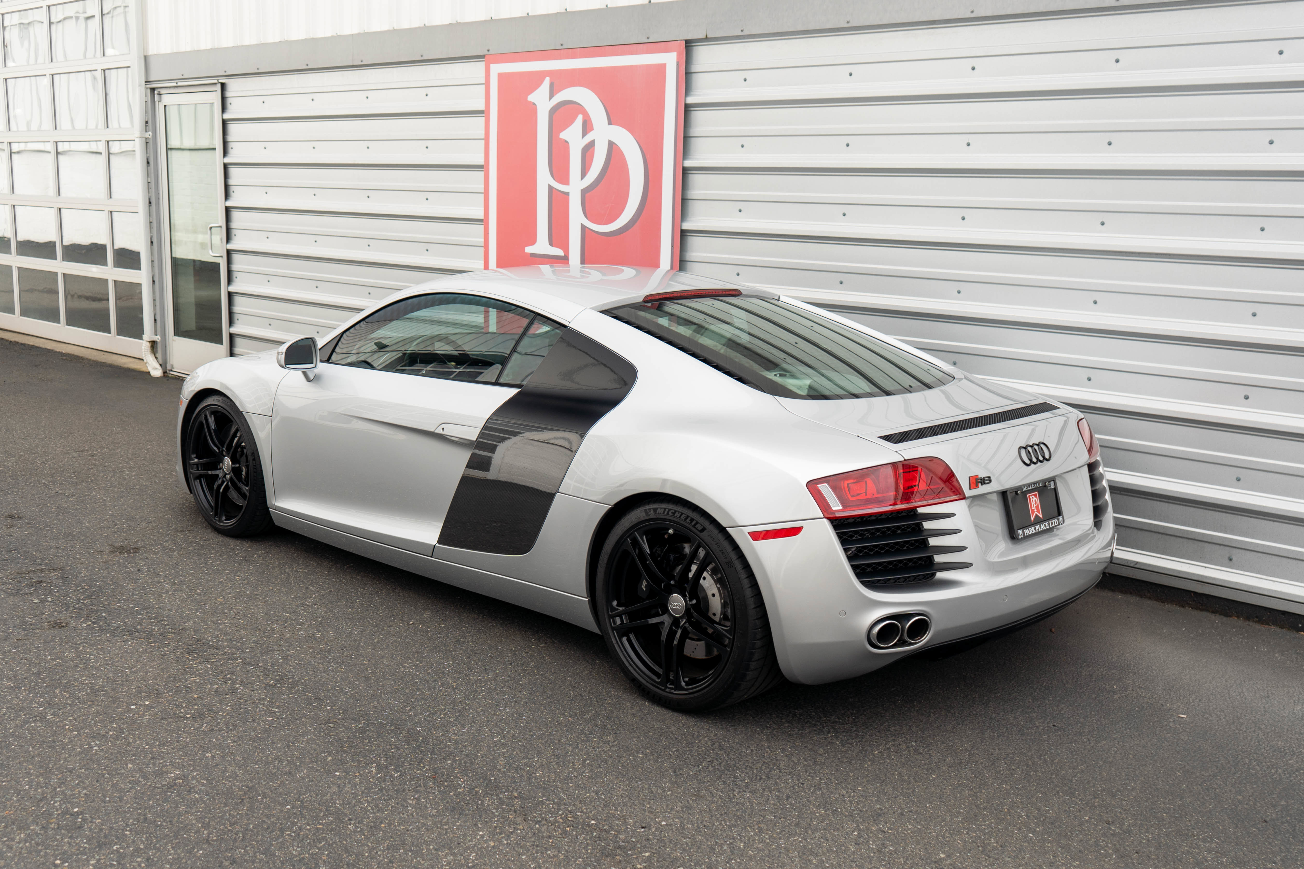 Used 2009 Audi R8 V8 image 33