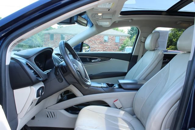 Used 2017 Lincoln MKX Reserve w/ Lincoln MKX Climate Package AWD/4WD image 13