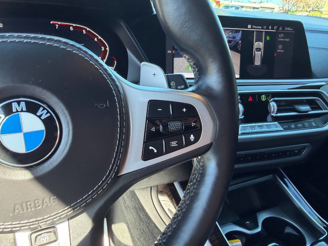 Used 2021 BMW X7 xDrive40i w/ M Sport Package image 41