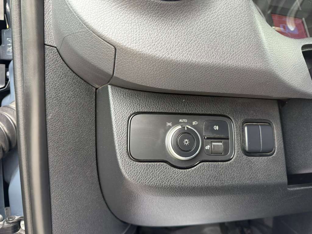 Used 2019 Mercedes-Benz Sprinter 144 image 14