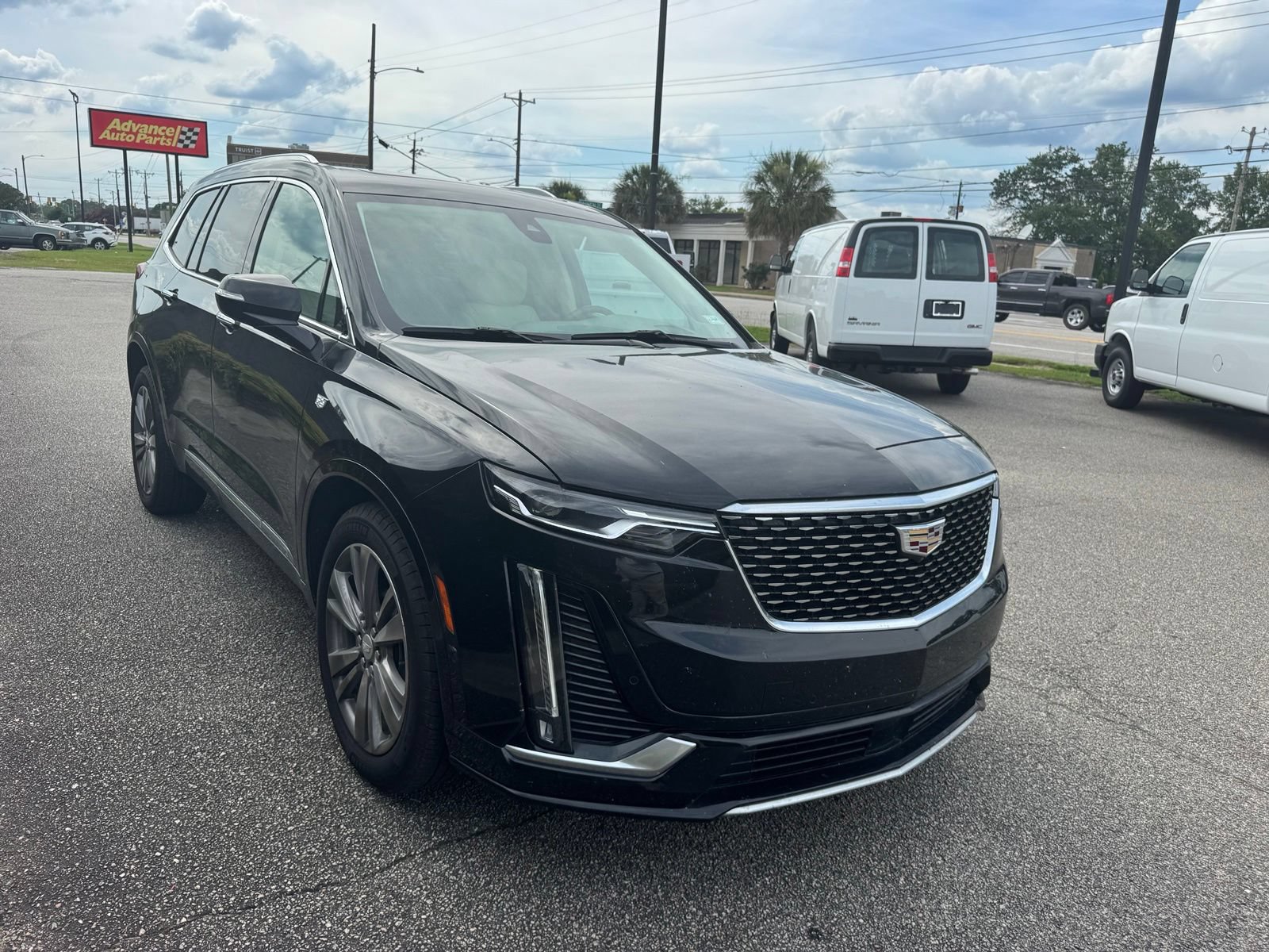 Certified 2021 Cadillac XT6 Premium Luxury AWD/4WD image 8