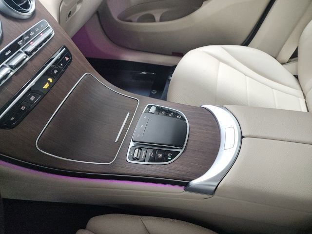Used 2022 Mercedes-Benz GLC 300 4MATIC image 34