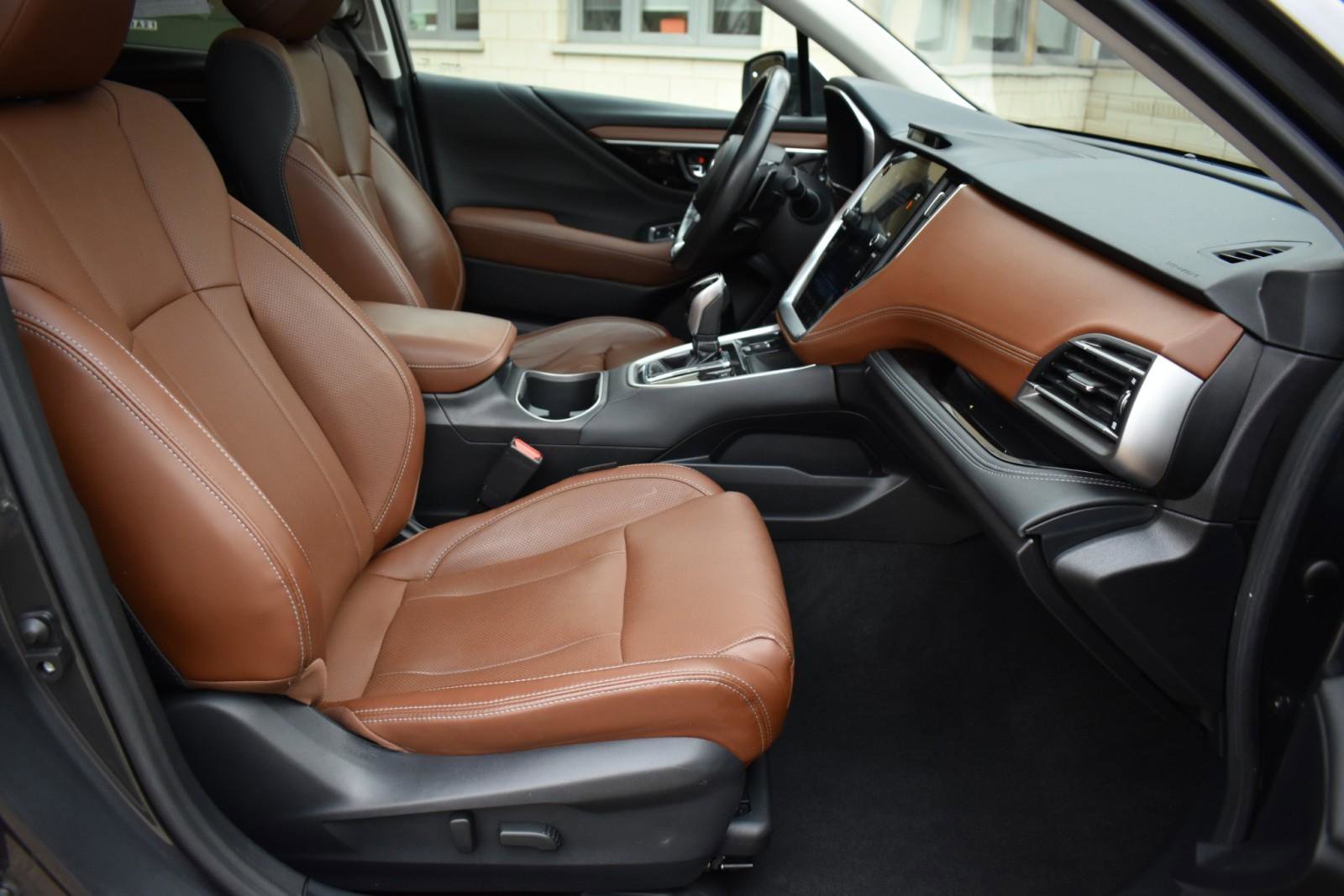 Used 2020 Subaru Outback Touring w/ Popular Package #2 image 46