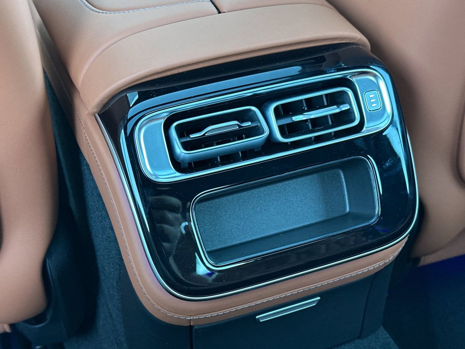 New 2026 Mercedes-Benz S 580 4MATIC Sedan image 13