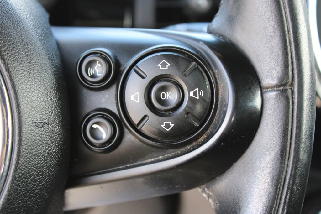 Used 2019 MINI Cooper Convertible w/ Signature Upholstery Package image 24