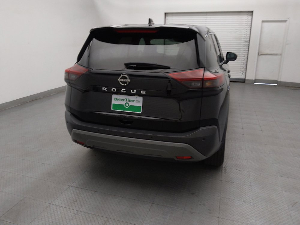 Used 2023 Nissan Rogue S FWD image 7