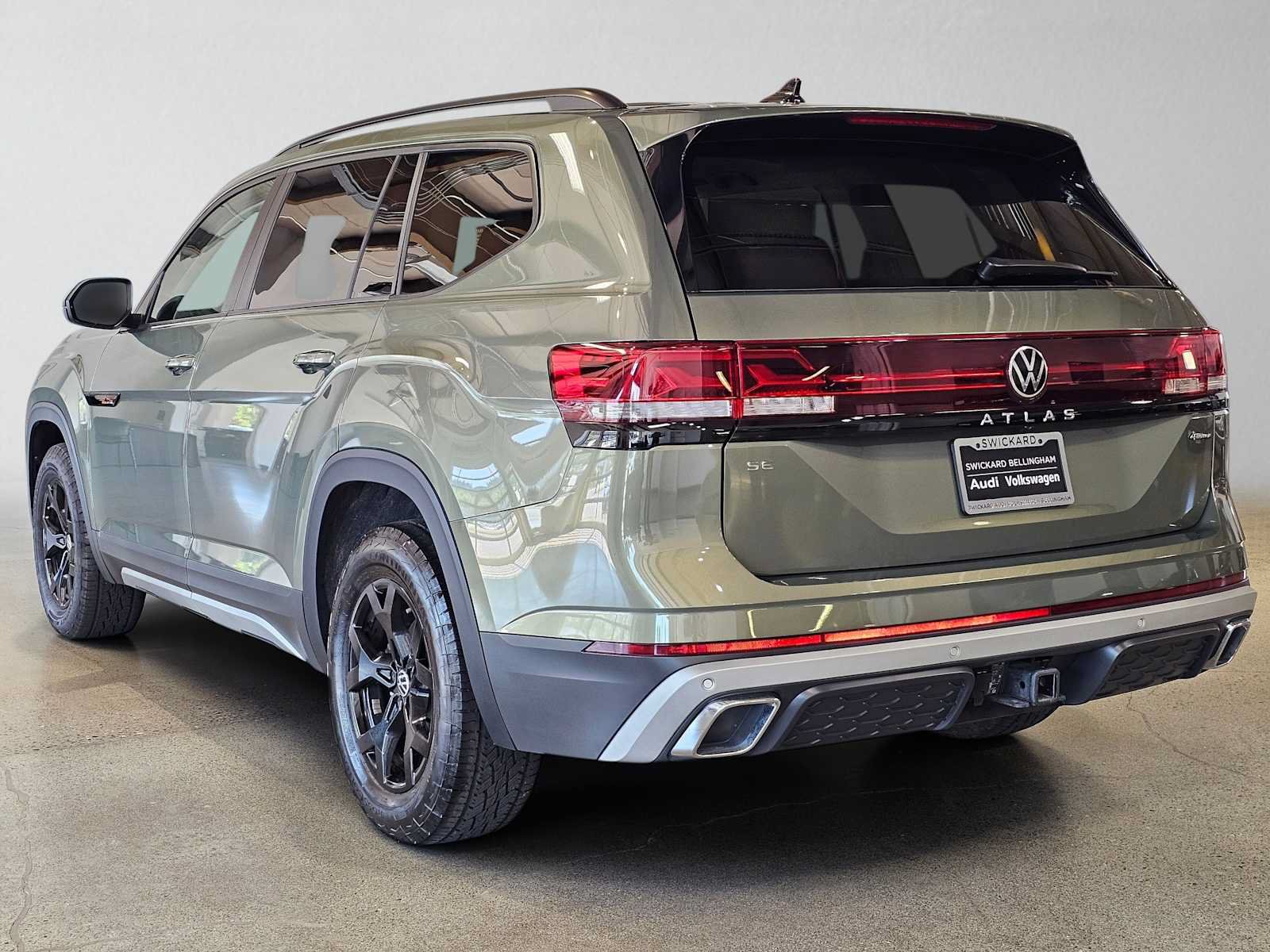 Used 2026 Volkswagen Atlas Peak Edition AWD/4WD image 5