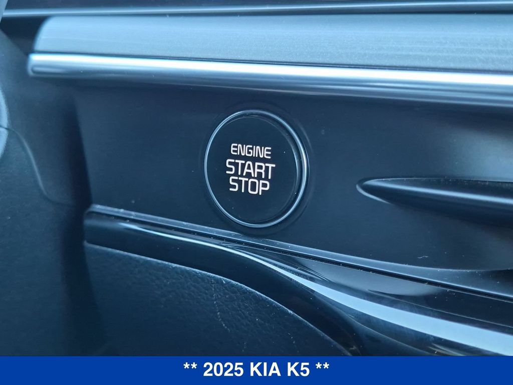 Used 2025 Kia K5 GT-Line w/ GT-Line Premium Package FWD image 29