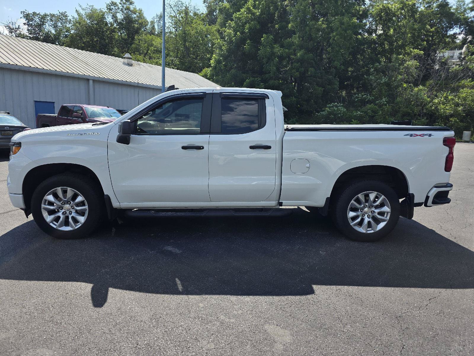 Used 2022 Chevrolet Silverado 1500 Custom AWD/4WD image 4