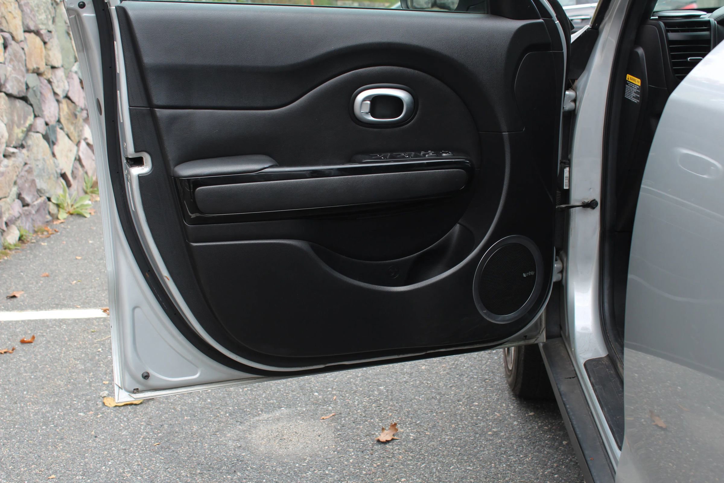 Used 2015 Kia Soul ! w/ Sun & Sound Package image 12