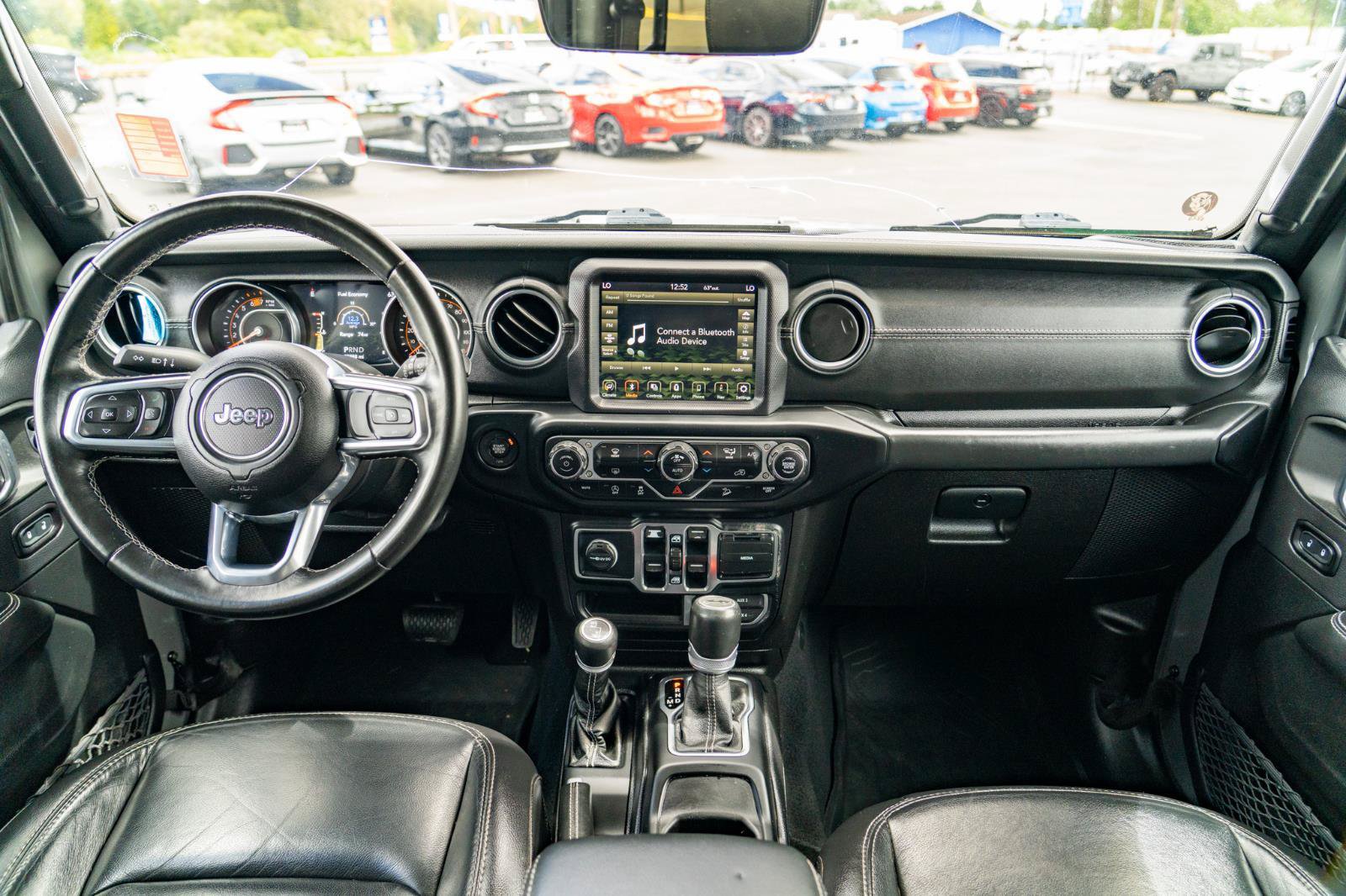 Used 2020 Jeep Wrangler Unlimited Sahara AWD/4WD image 24