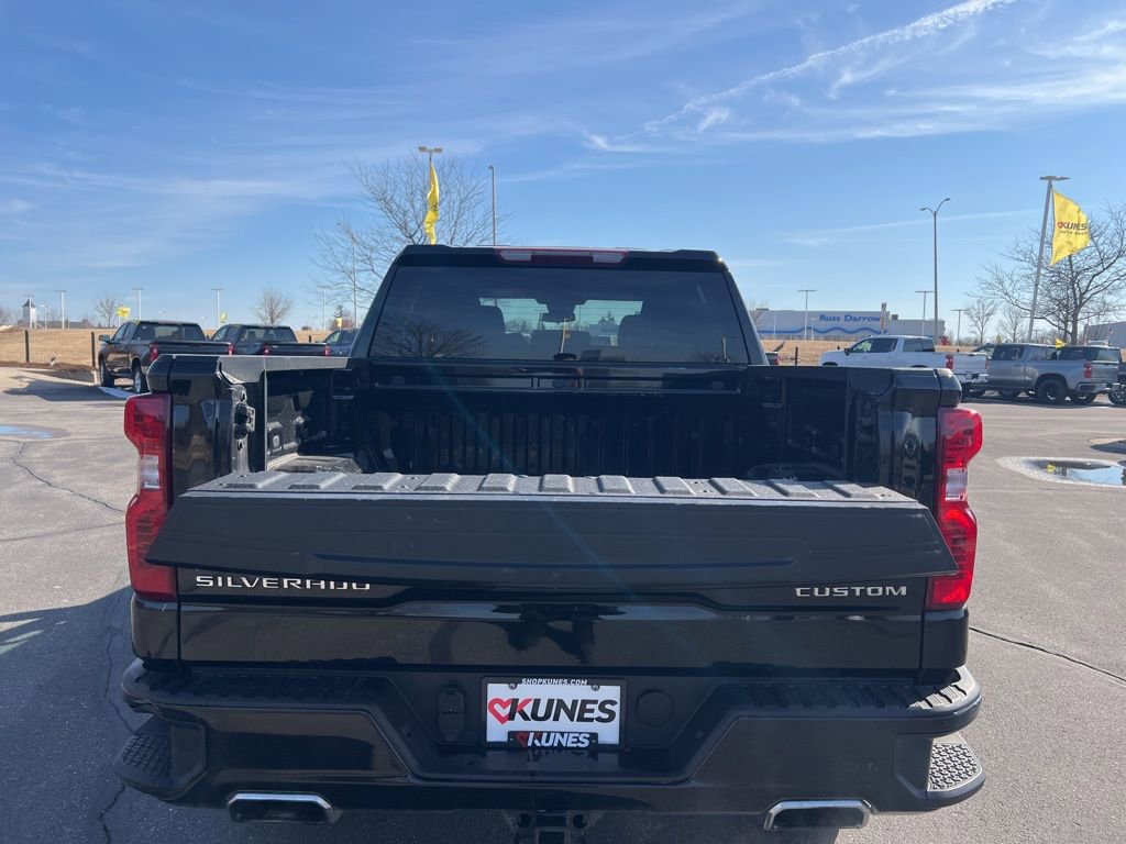 Used 2024 Chevrolet Silverado 1500 Custom Trail Boss image 7
