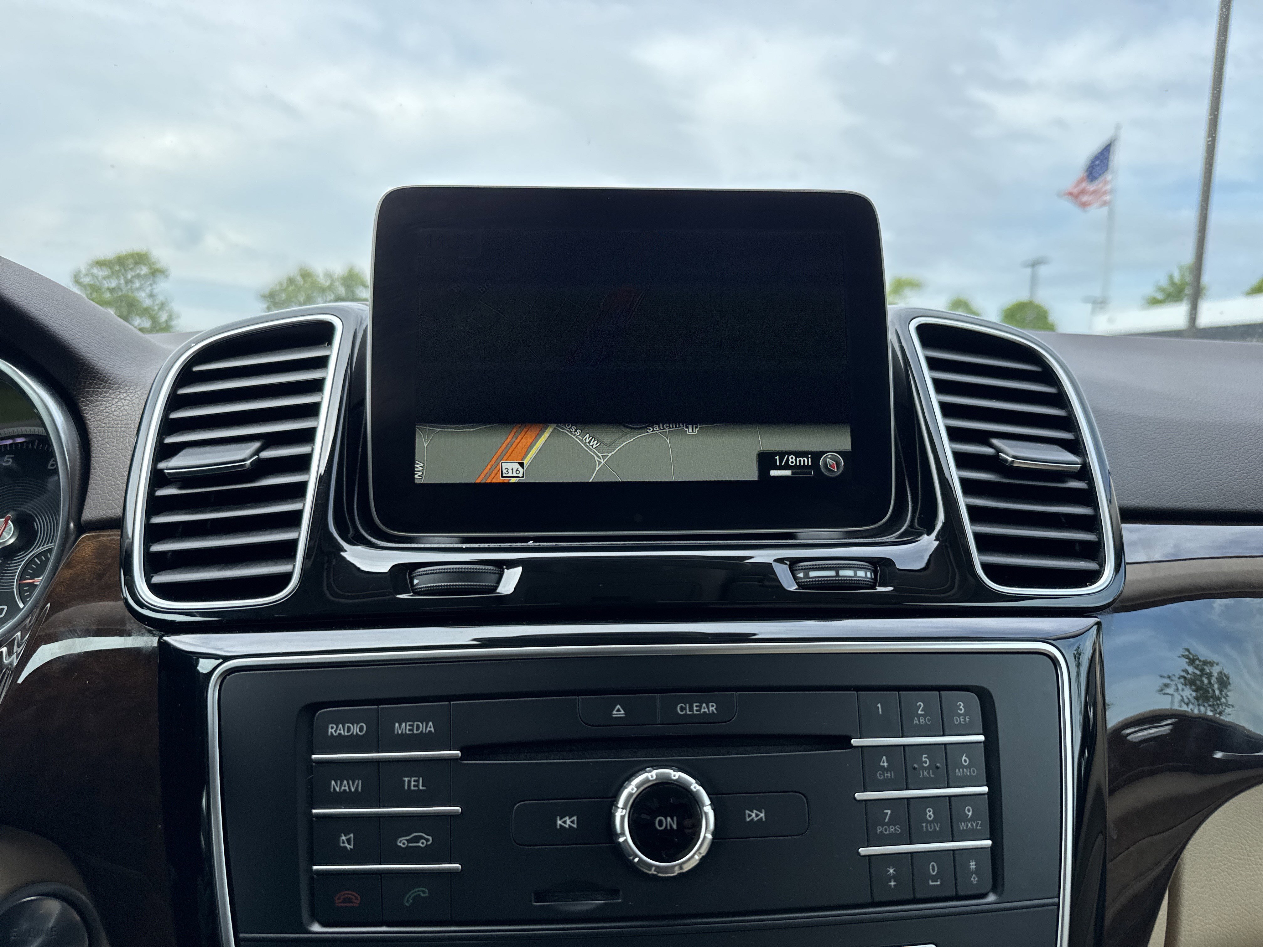 Used 2018 Mercedes-Benz GLE 350 image 25