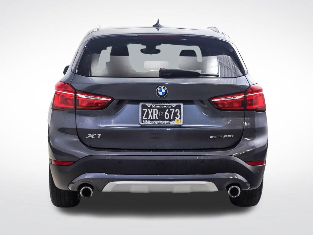 Used 2021 BMW X1 xDrive28i w/ Convenience Package AWD/4WD image 4