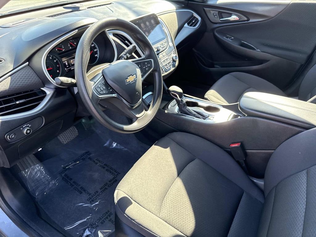 Used 2023 Chevrolet Malibu LT image 22