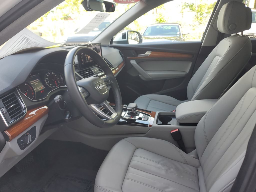 Certified 2023 Audi Q5 2.0T Premium w/ Convenience Package AWD/4WD image 24