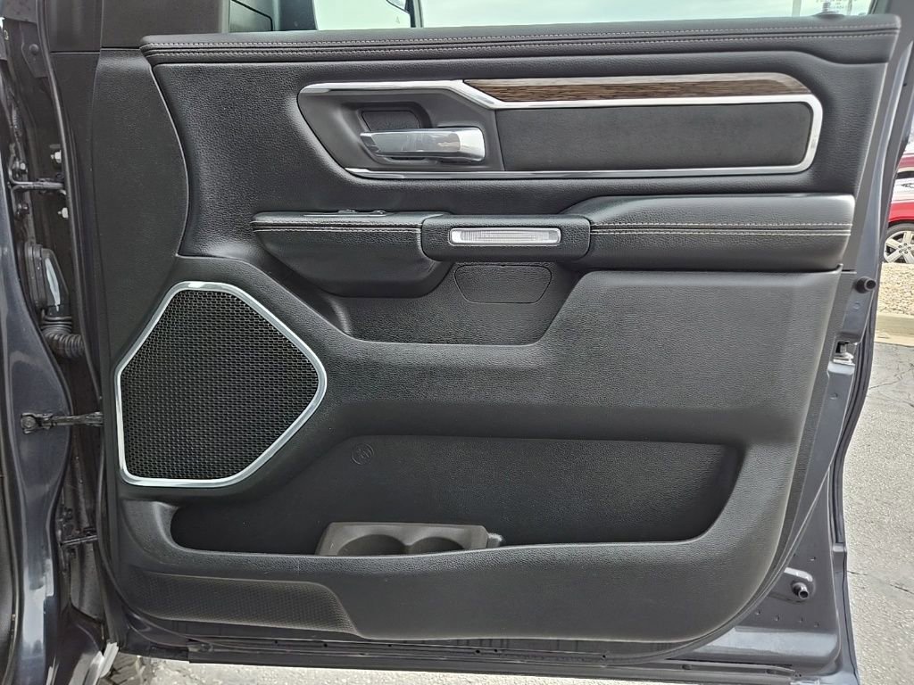 Used 2019 RAM 1500 Laramie AWD/4WD image 48