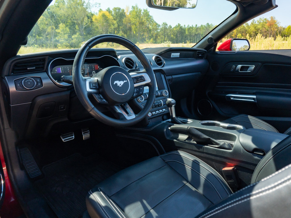 Used 2019 Ford Mustang GT Premium w/ Equipment Group 401A RWD image 11