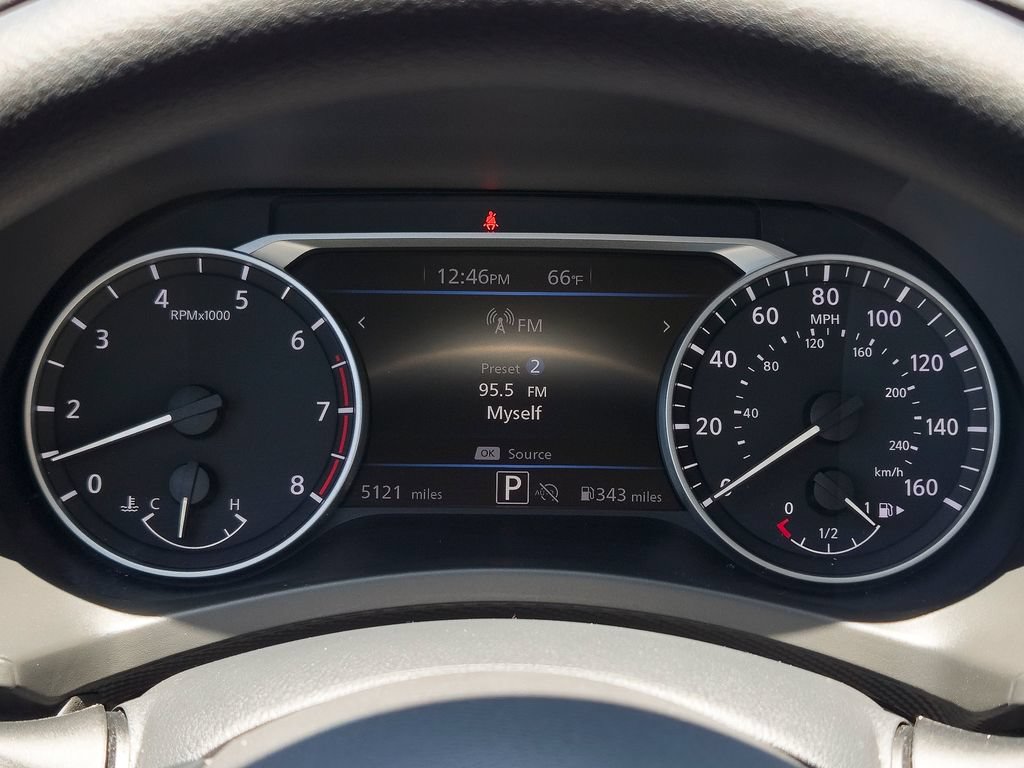 Used 2025 Nissan Sentra SV FWD image 13