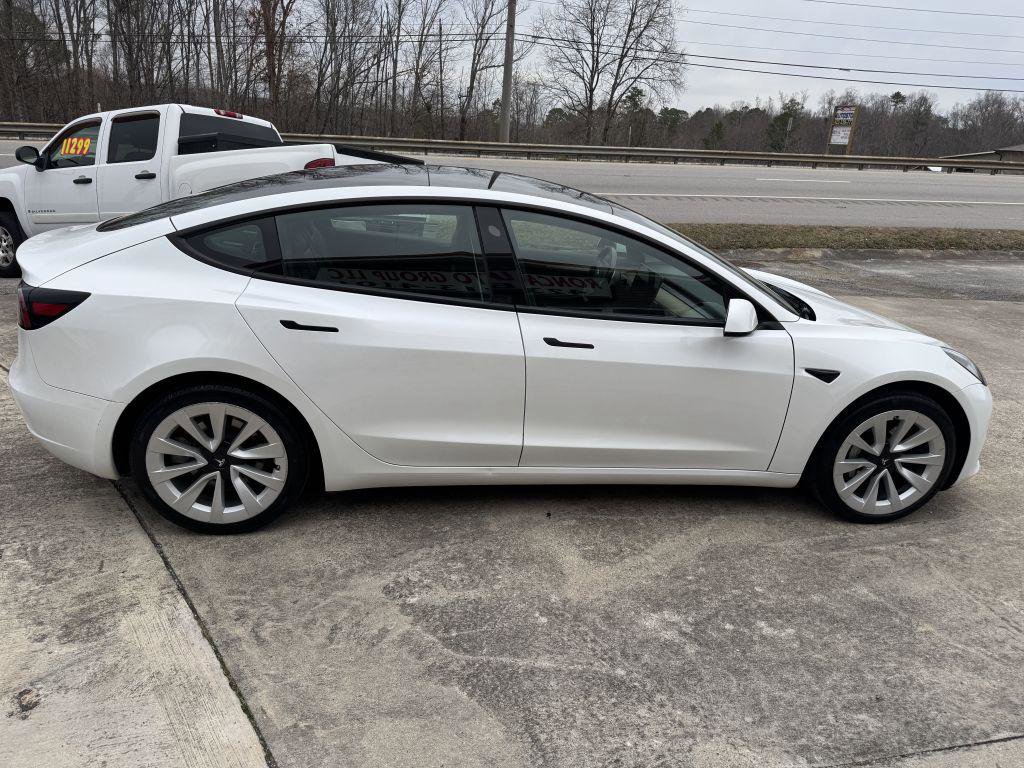 Used 2023 Tesla Model 3 Standard Range image 13