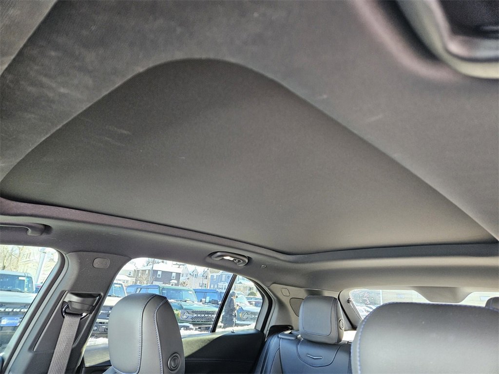 Used 2024 Cadillac XT4 Sport image 16