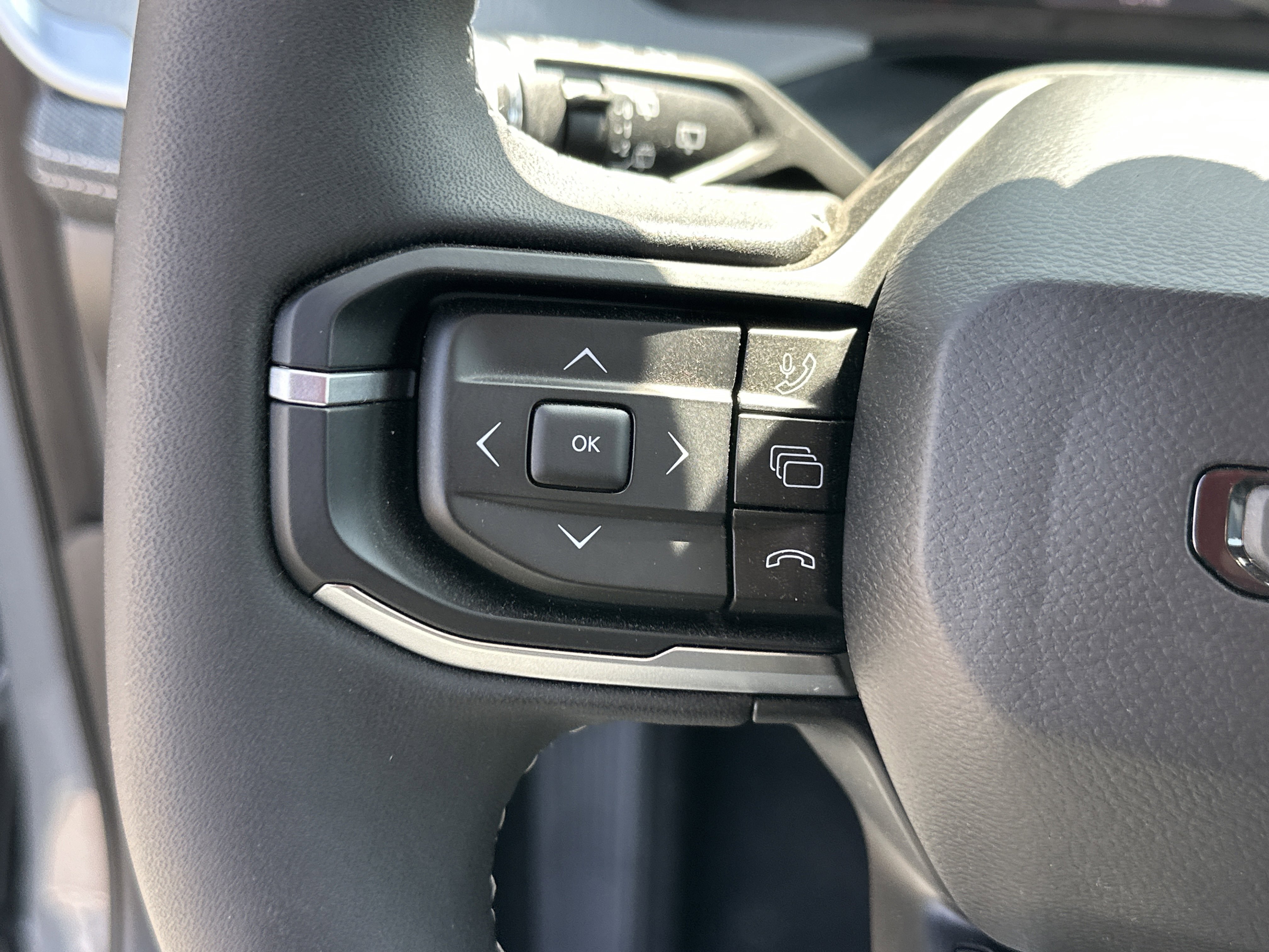 New 2026 Jeep Cherokee Laredo AWD/4WD image 9