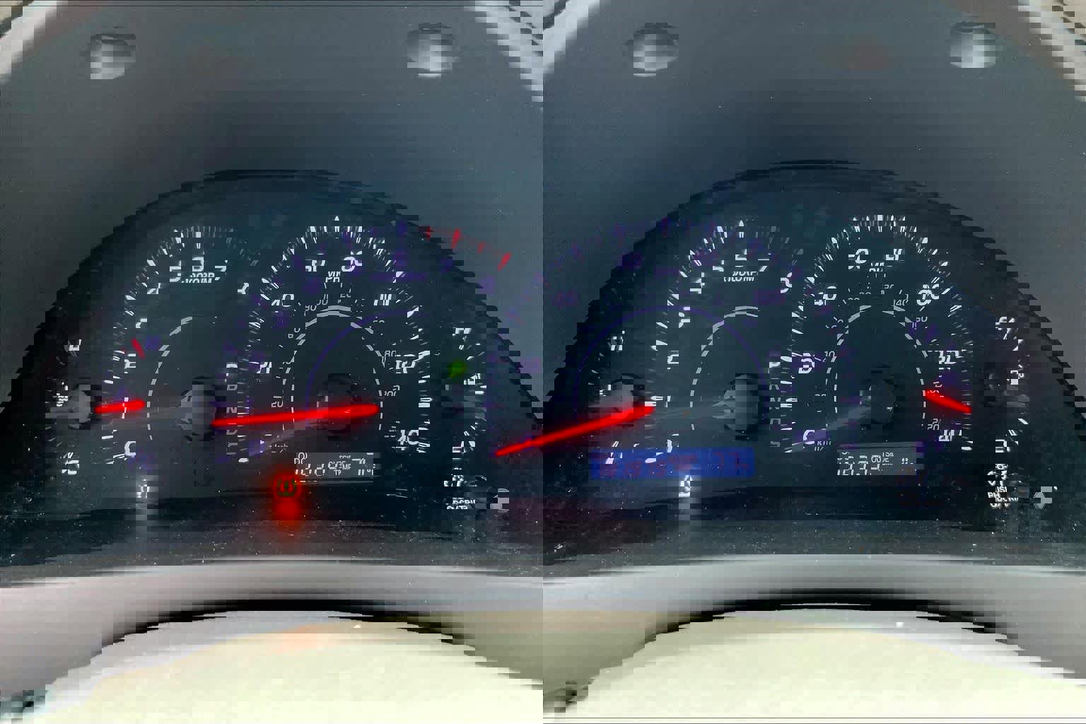 Used 2011 Toyota Camry LE FWD image 24