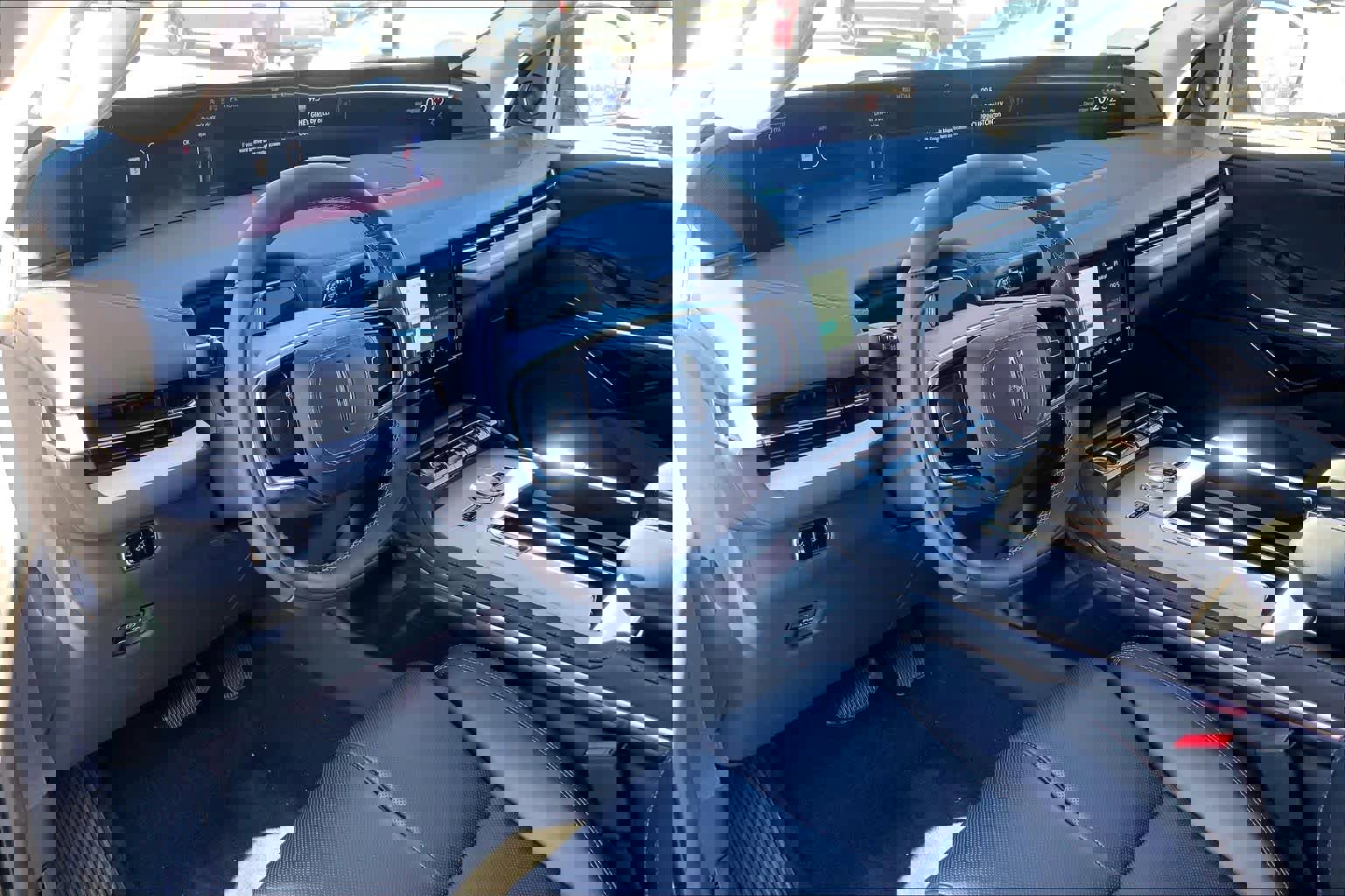 New 2025 Lincoln Navigator L Reserve image 8