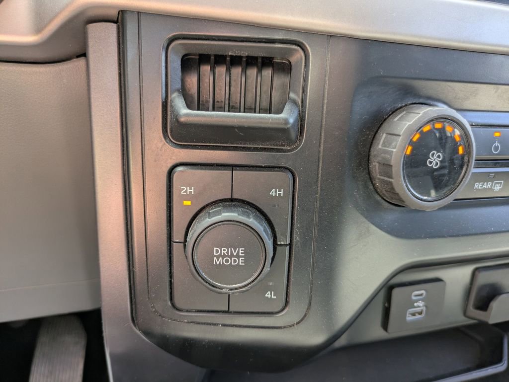Used 2023 Ford F150 XLT AWD/4WD image 18
