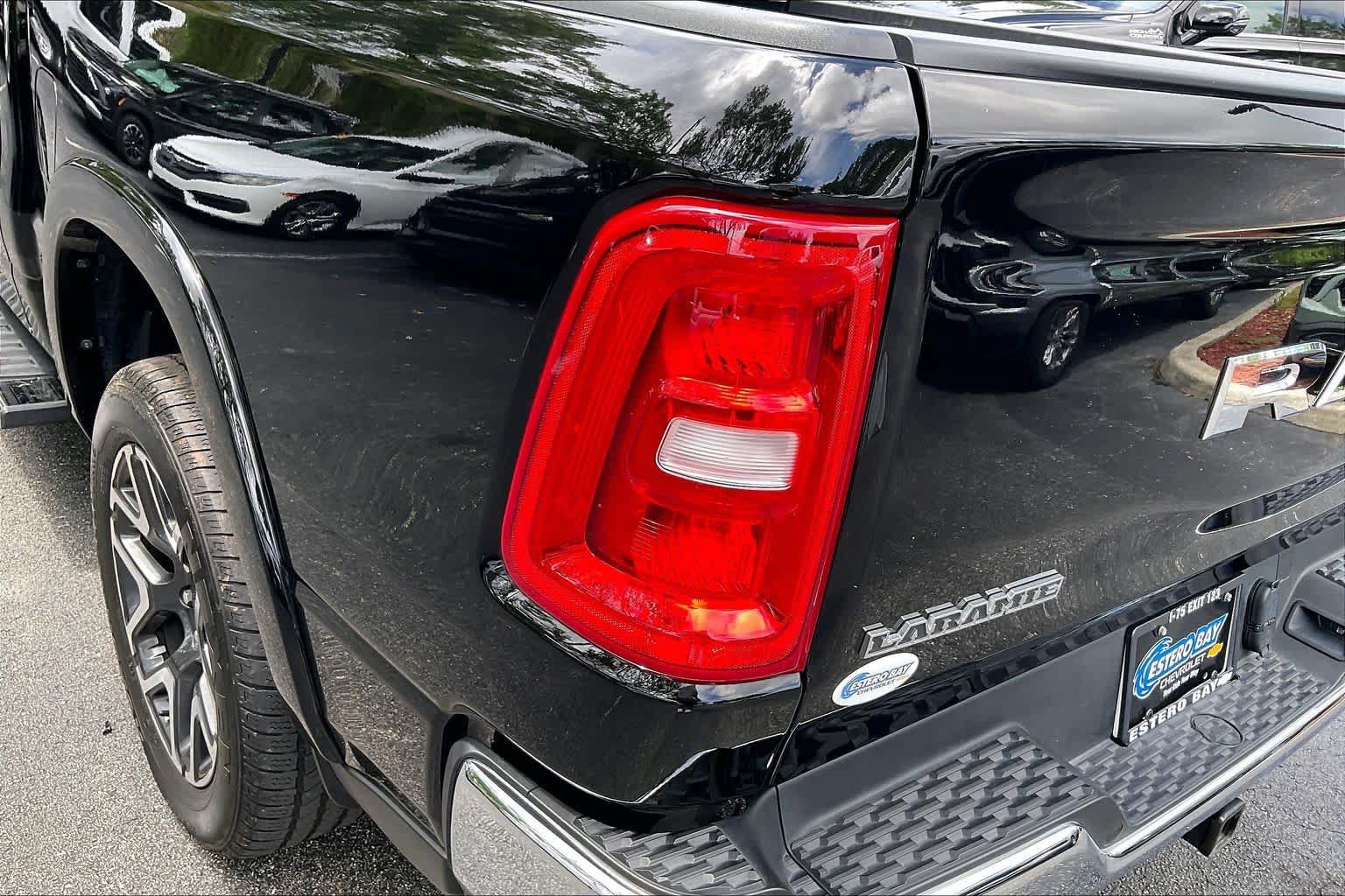 Used 2025 RAM 1500 Laramie AWD/4WD image 54