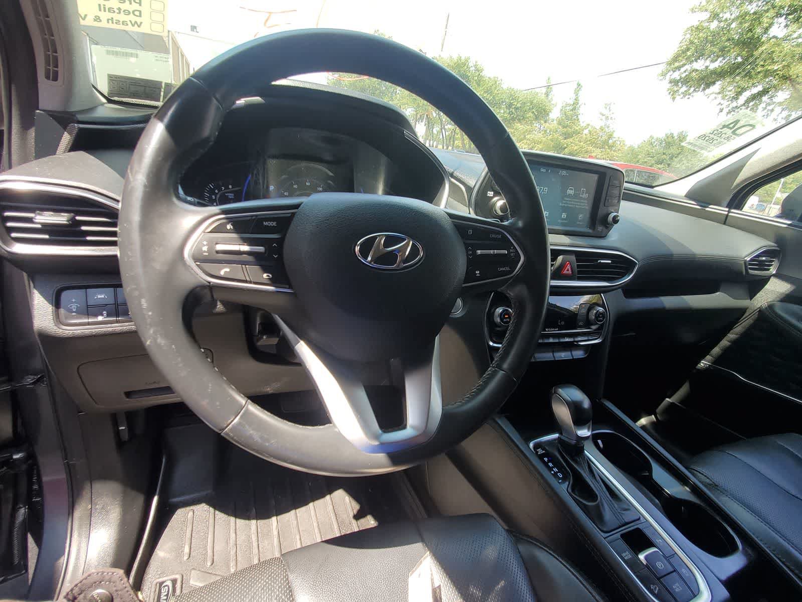 Used 2020 Hyundai Santa Fe SEL w/ Convenience + Premium Package AWD/4WD image 13