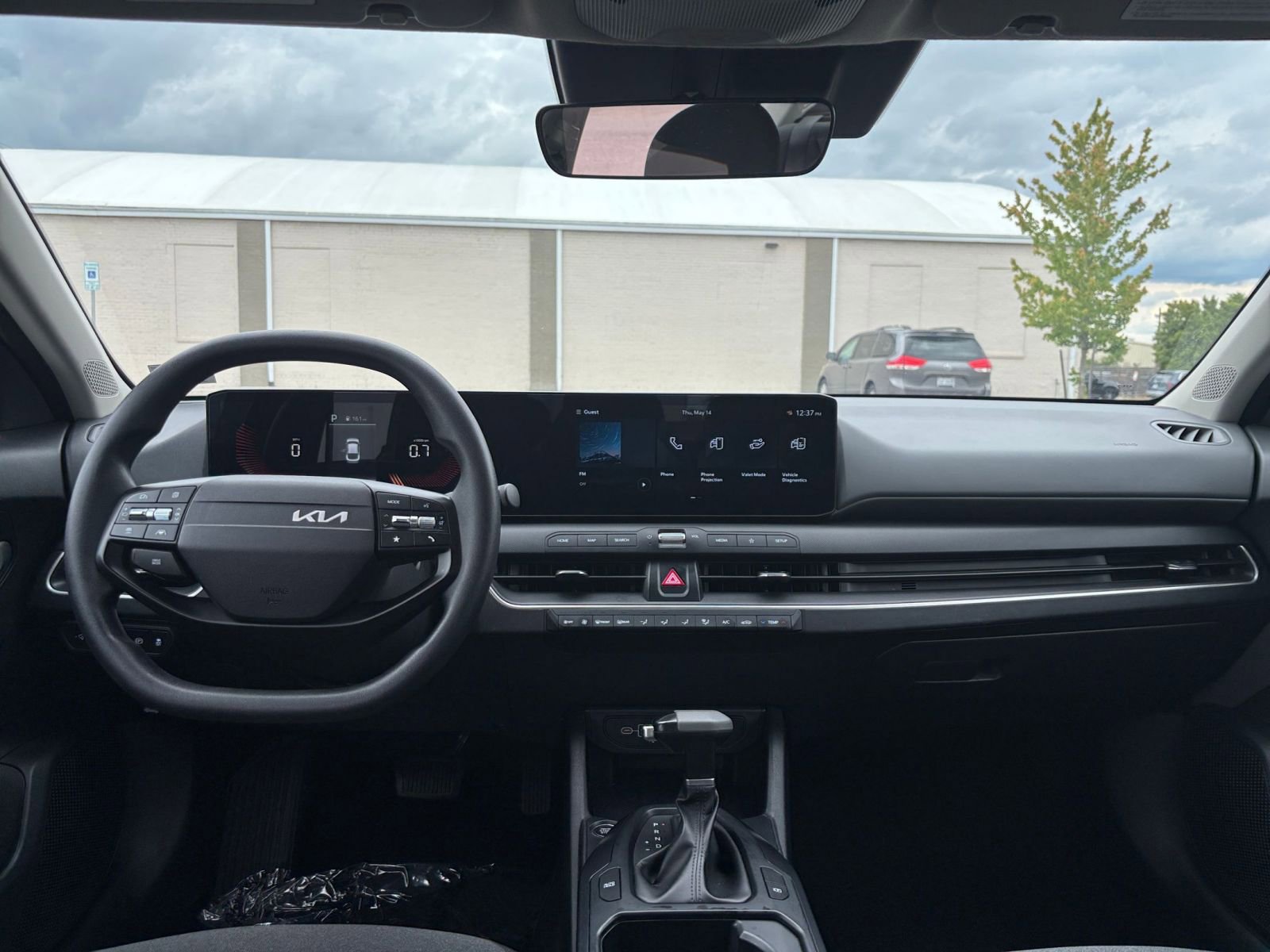 Used 2025 Kia K4 FWD image 33
