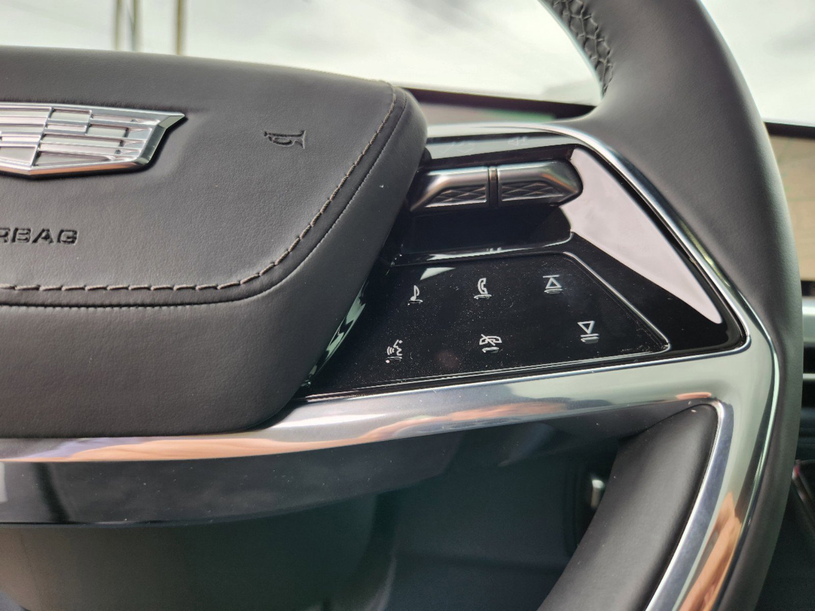 New 2025 Cadillac Escalade IQ Sport 2 AWD/4WD image 33