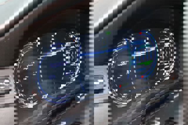 Used 2016 Cadillac Escalade ESV Luxury image 17