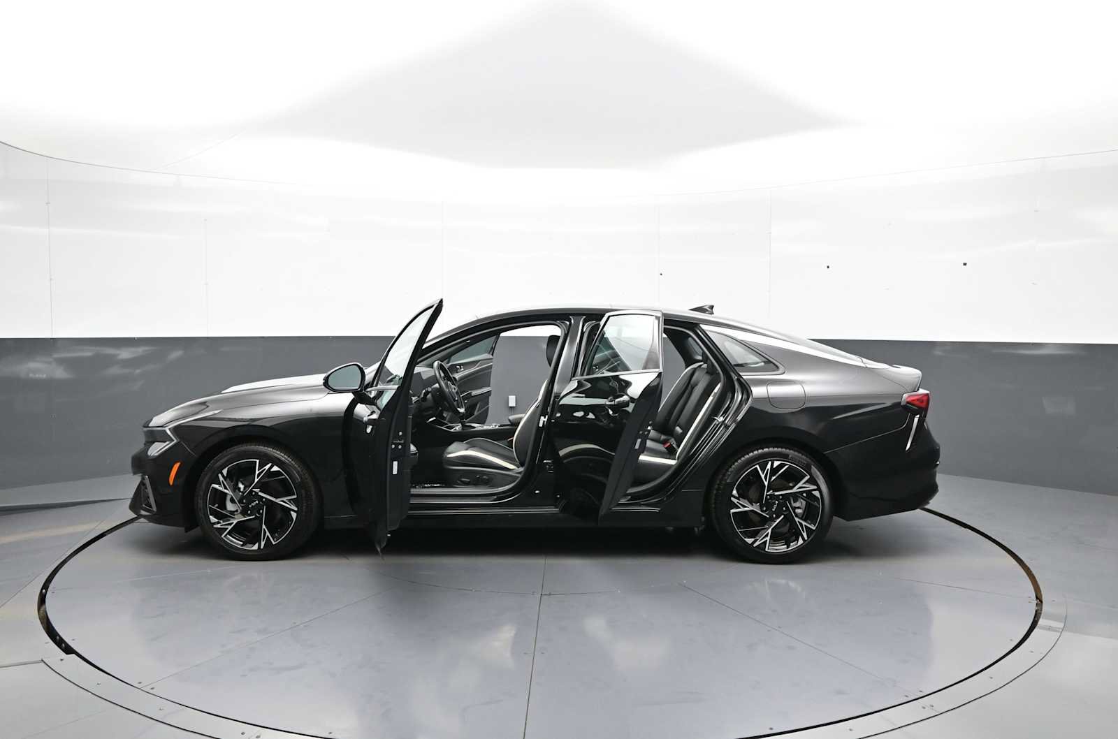 Certified 2025 Kia K5 GT-Line w/ GT-Line Premium Package AWD/4WD image 42