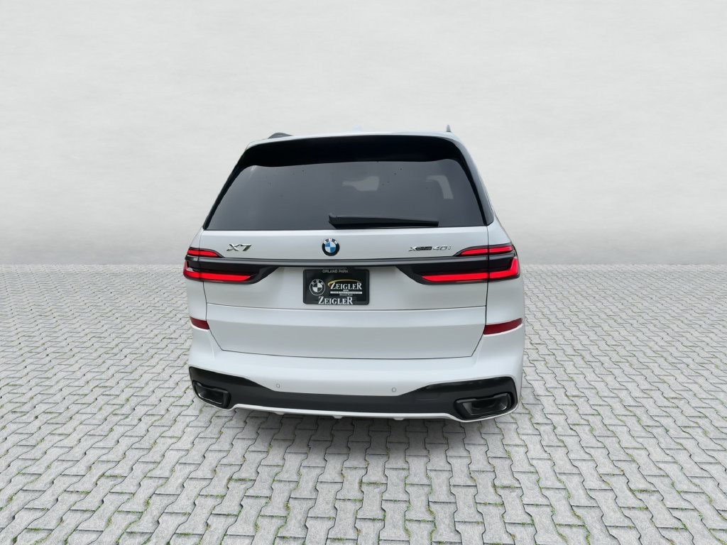 Used 2027 BMW X7 xDrive40i w/ Executive Package AWD/4WD image 7