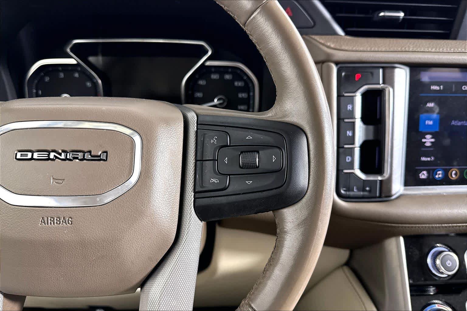 Used 2021 GMC Yukon XL Denali RWD image 22