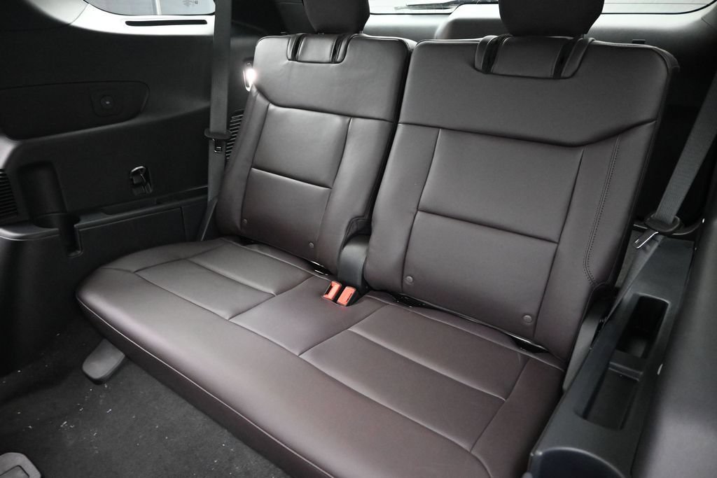 New 2026 Ford Explorer Platinum RWD image 22