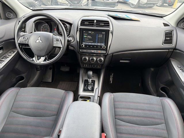 Used 2025 Mitsubishi Outlander Sport AWD image 20