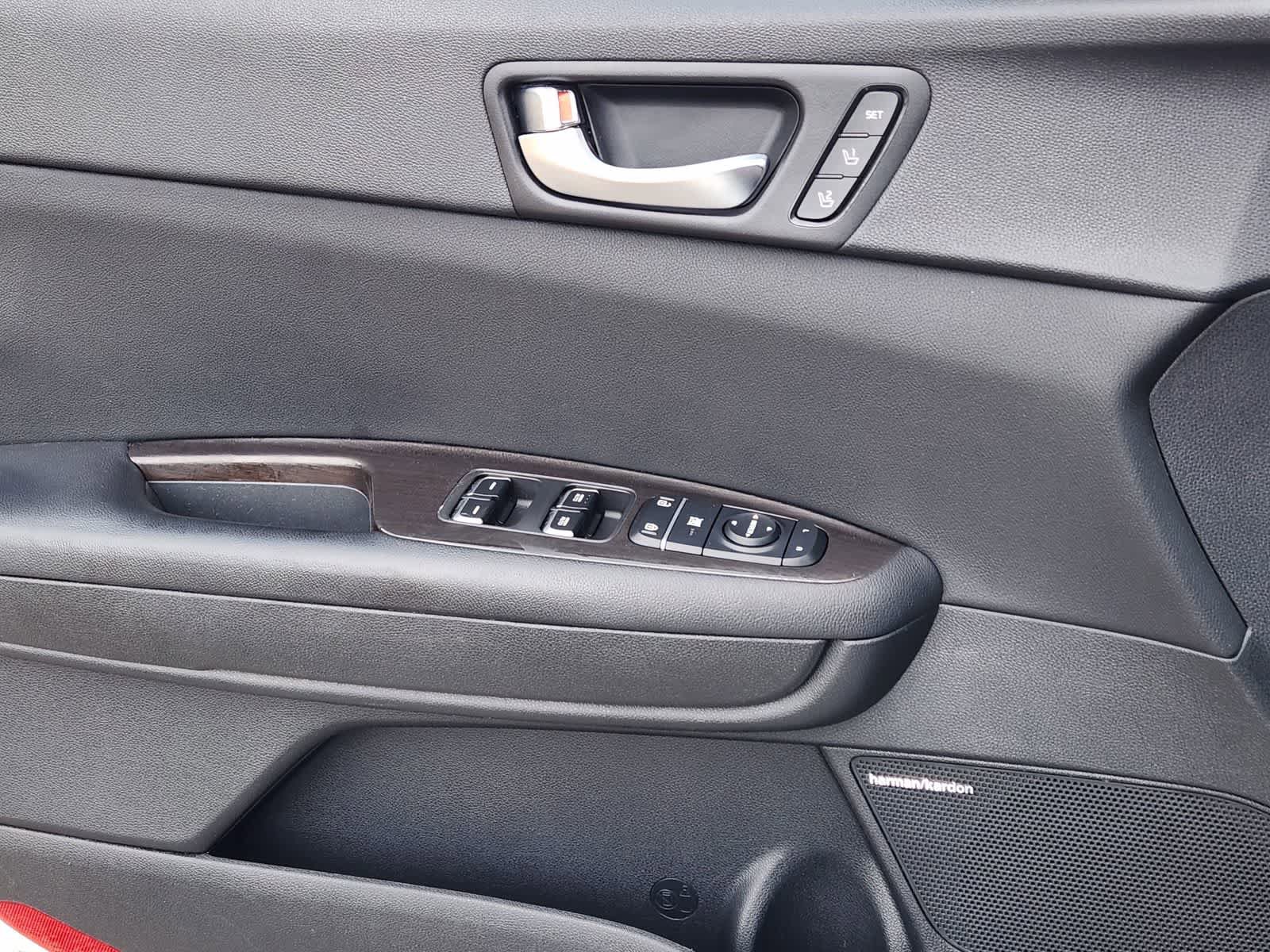 Used 2020 Kia Optima Premium FWD image 23