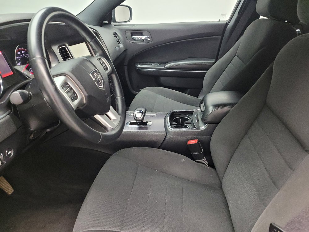Used 2014 Dodge Charger SXT AWD/4WD image 17