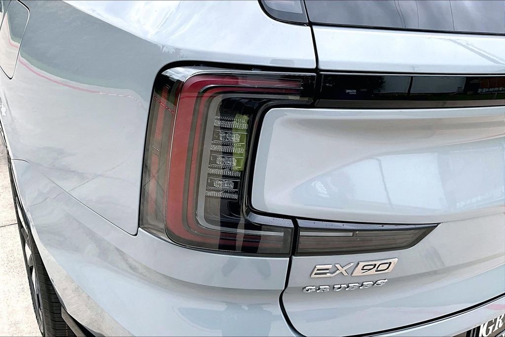 New 2026 Volvo EX90 Plus RWD image 43