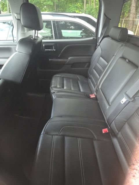 Used 2018 GMC Sierra 2500 Denali w/ Duramax Plus Package AWD/4WD image 8