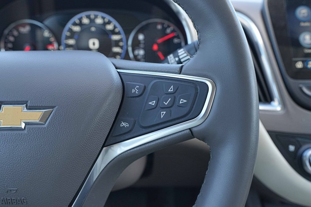 Used 2024 Chevrolet Malibu LT FWD image 36