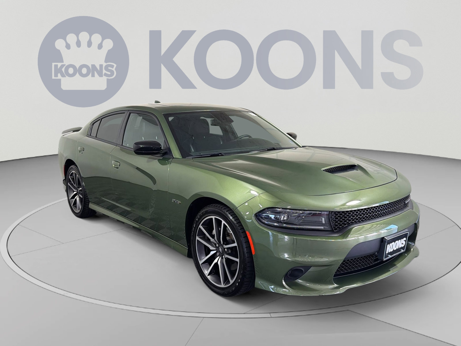 Used 2023 Dodge Charger R/T w/ Plus Group RWD image 10