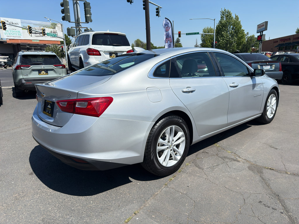 Used 2018 Chevrolet Malibu LT FWD image 8