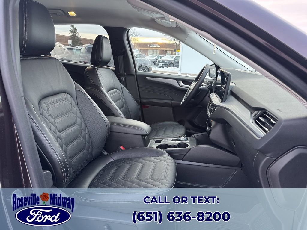 Used 2023 Ford Escape Platinum w/ Premium Technology Package image 35