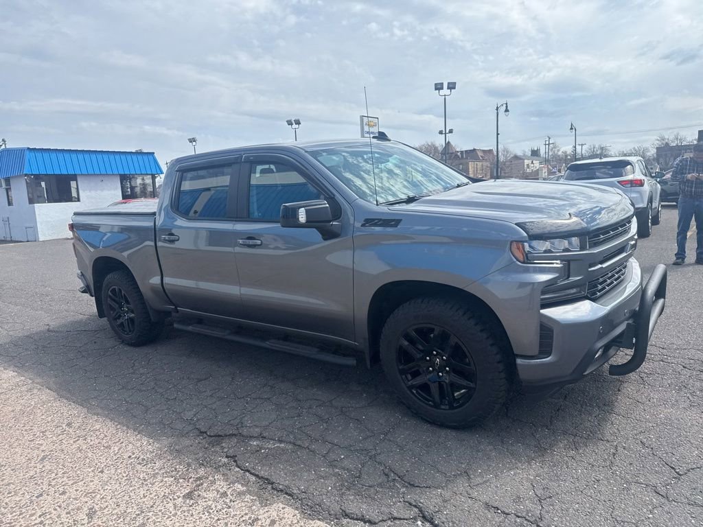 Certified 2022 Chevrolet Silverado 1500 RST w/ LPO, Blackout Package AWD/4WD image 5