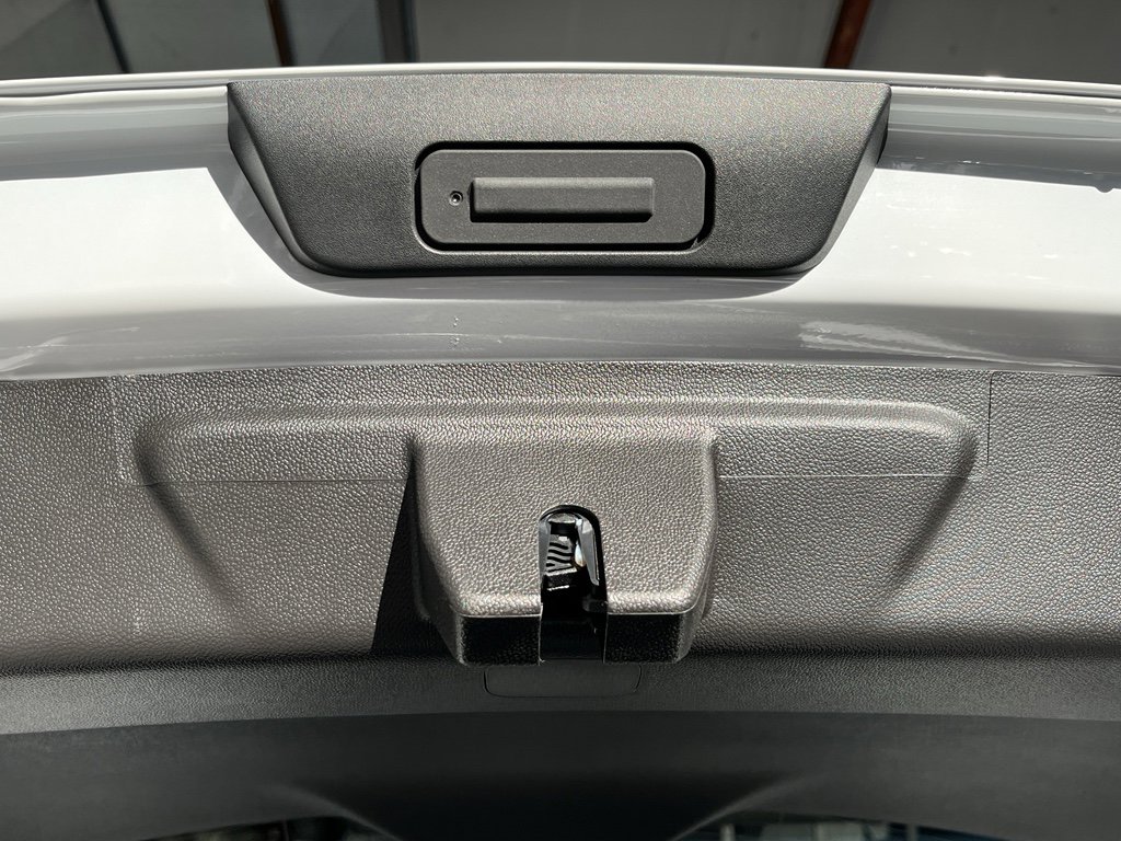 New 2026 Chevrolet Blazer LT w/ LPO, Floor Liner Package image 9