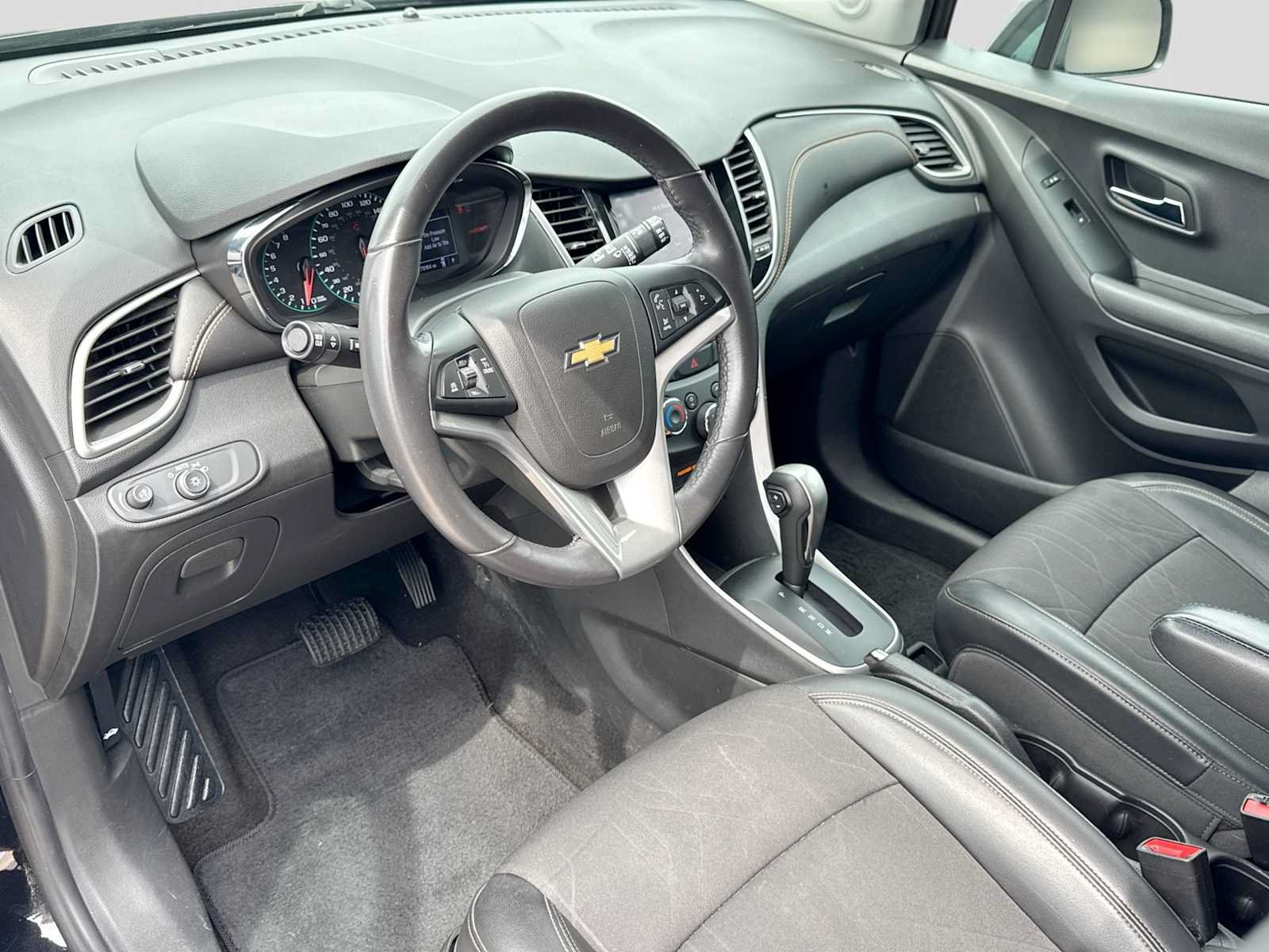 Used 2020 Chevrolet Trax LT w/ Driver Confidence Package AWD/4WD video 2